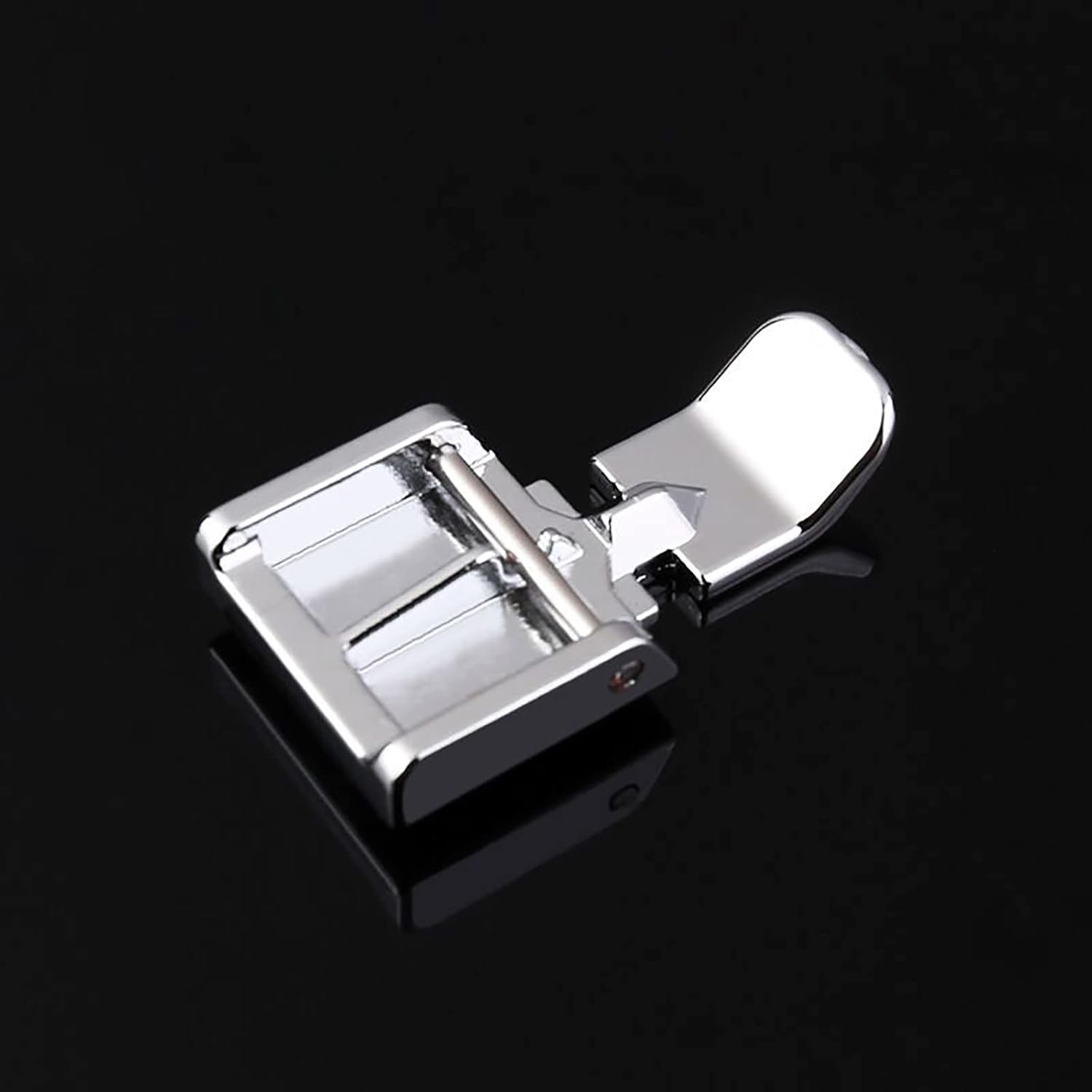 Zipper presser foot with centered needle guide, chrome metal for sewing machines