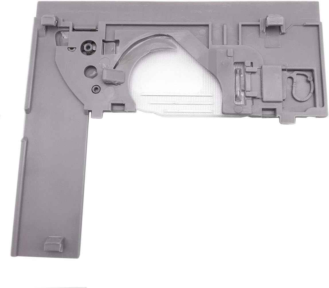 Needle plate (B) assembly cover XD0354051, gray plastic underside and latch details