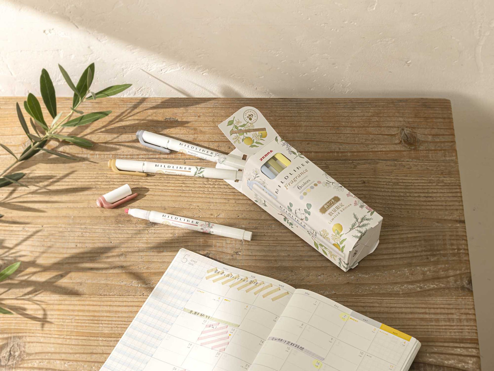 Zebra Mildliner Fragrance Scented 6 Pastel Color Highlighters