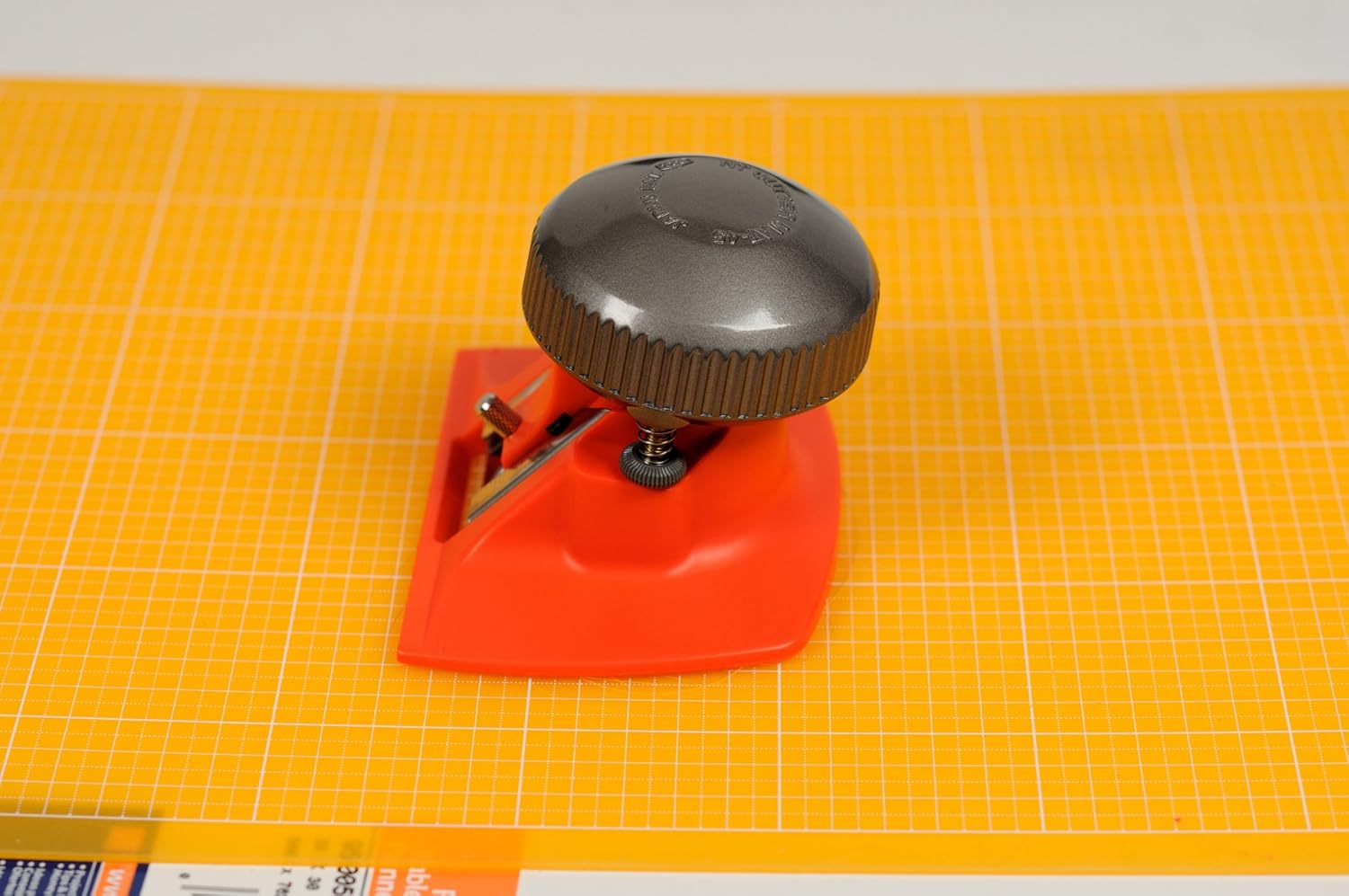 NT Professional Mat Cutter (MAT-45P)