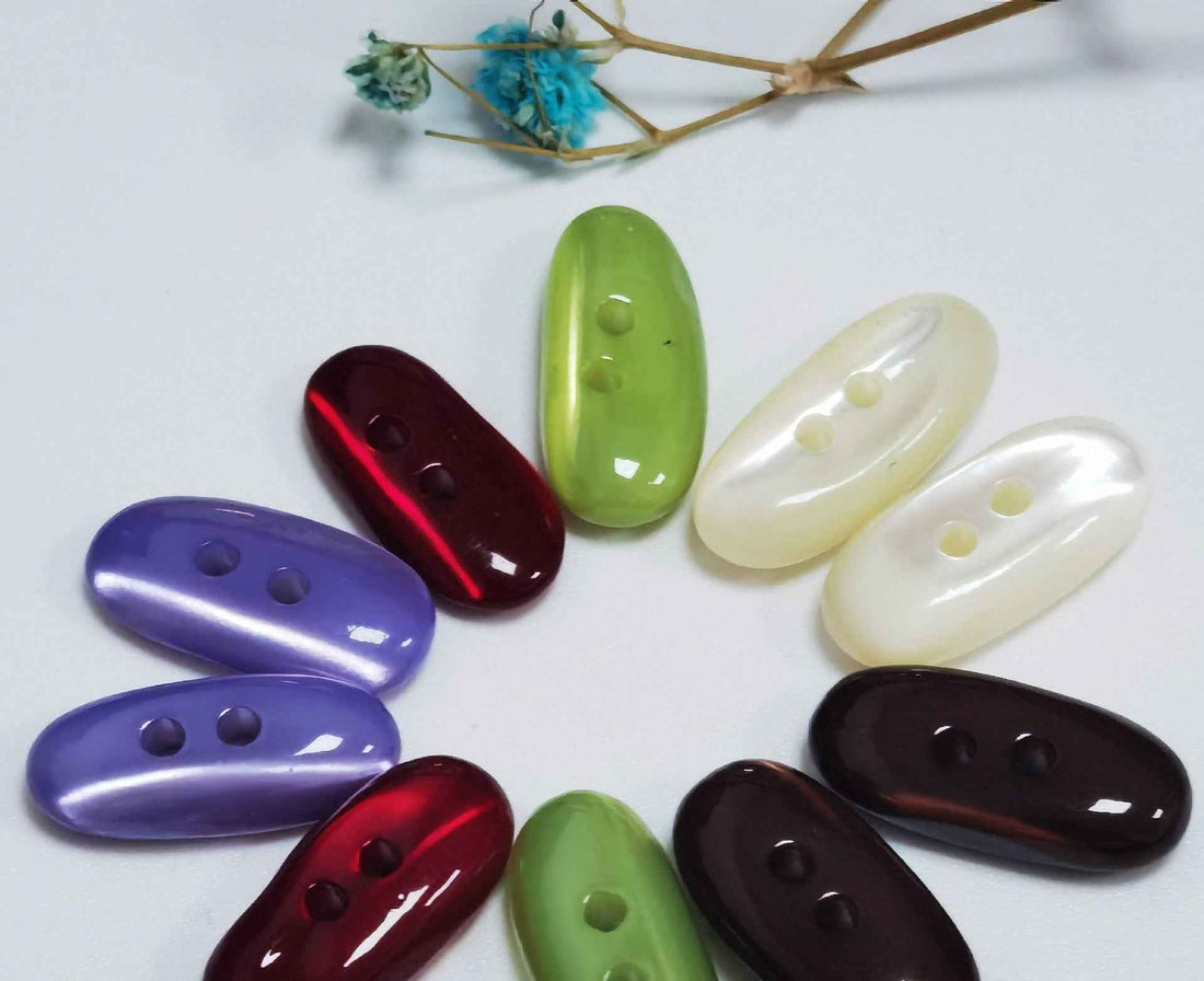 Ovale Perlmutt-Knöpfe mit 2 Löchern, mehrfarbig: grün, violett, rot, weiß