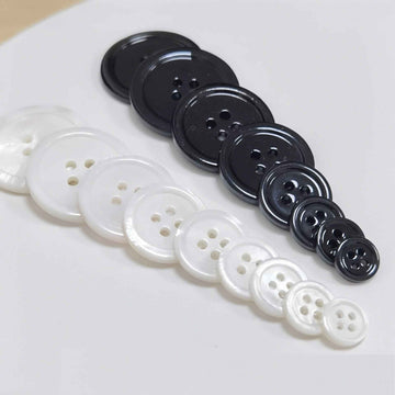Muschelknöpfe zum Nähen, Schwarz und Weiß, 4 Löcher, 99er Pack