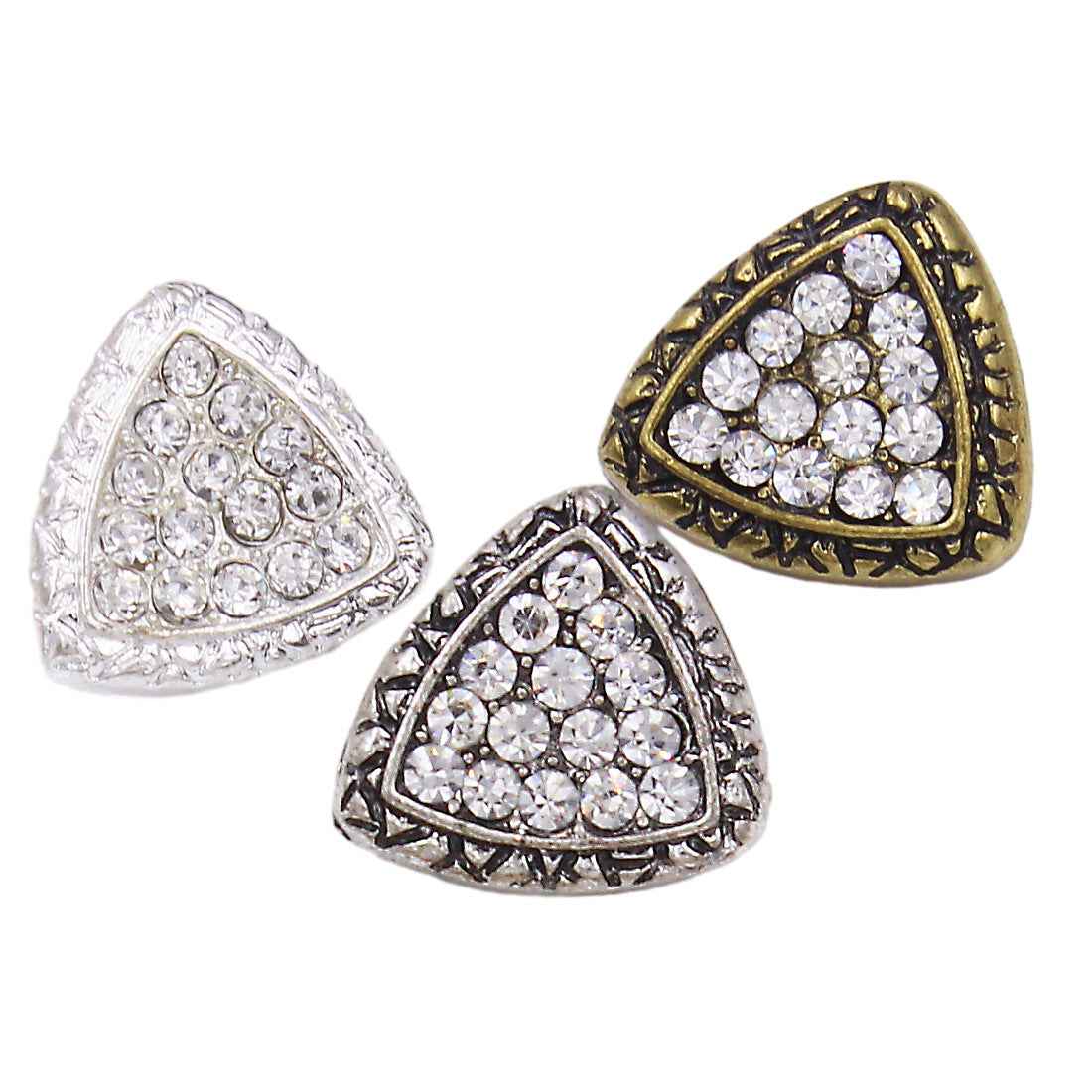 Dreieckiger Metallknopf mit Strass, silberfarbenes Finish