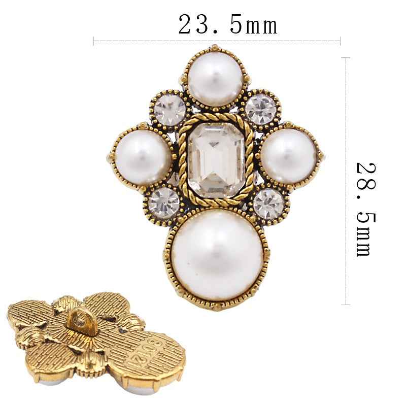 23.5mm gold baroque pearl button with 5 pearls and central oval rhinestone