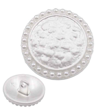 Mist silver round button with faux pearl trim; textured face and metal shank (18–22mm)