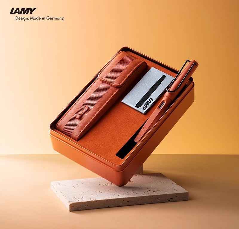 LAMY Safari 15th Anniversary Limited Edition Fountain Pen Gift Set Orange