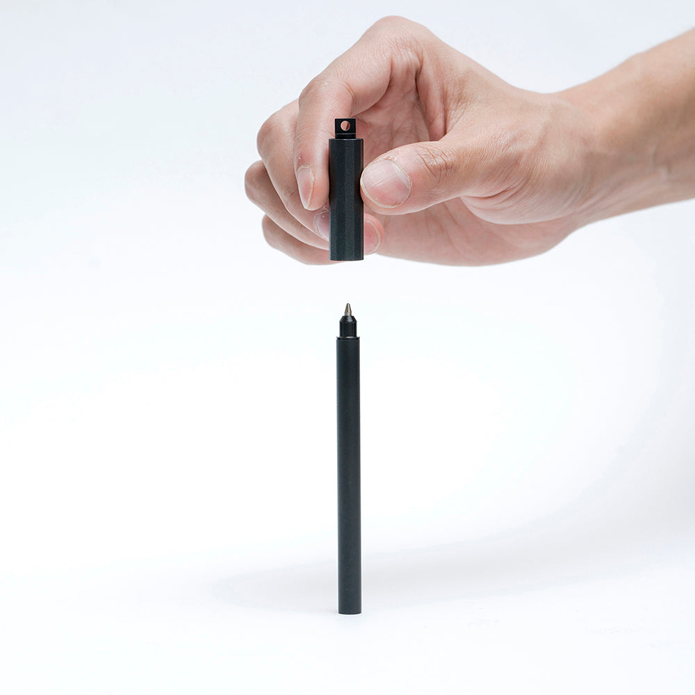 HMM Magnetic Ballpoint Pen Matte Black 0.7mm
