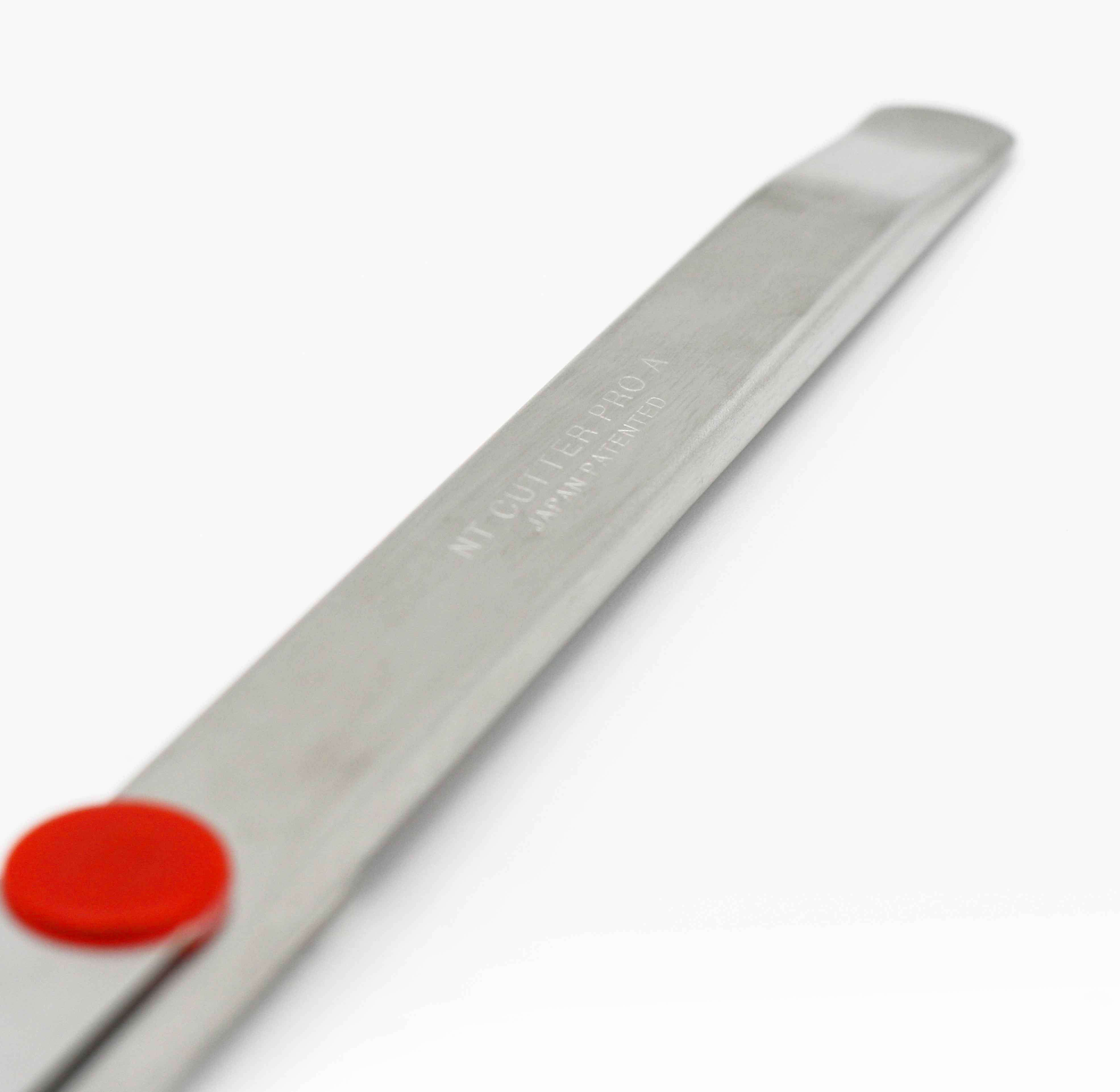 NT Cutter PRO Auto-Lock Stainless Steel Graphic Knife (AD-2P)