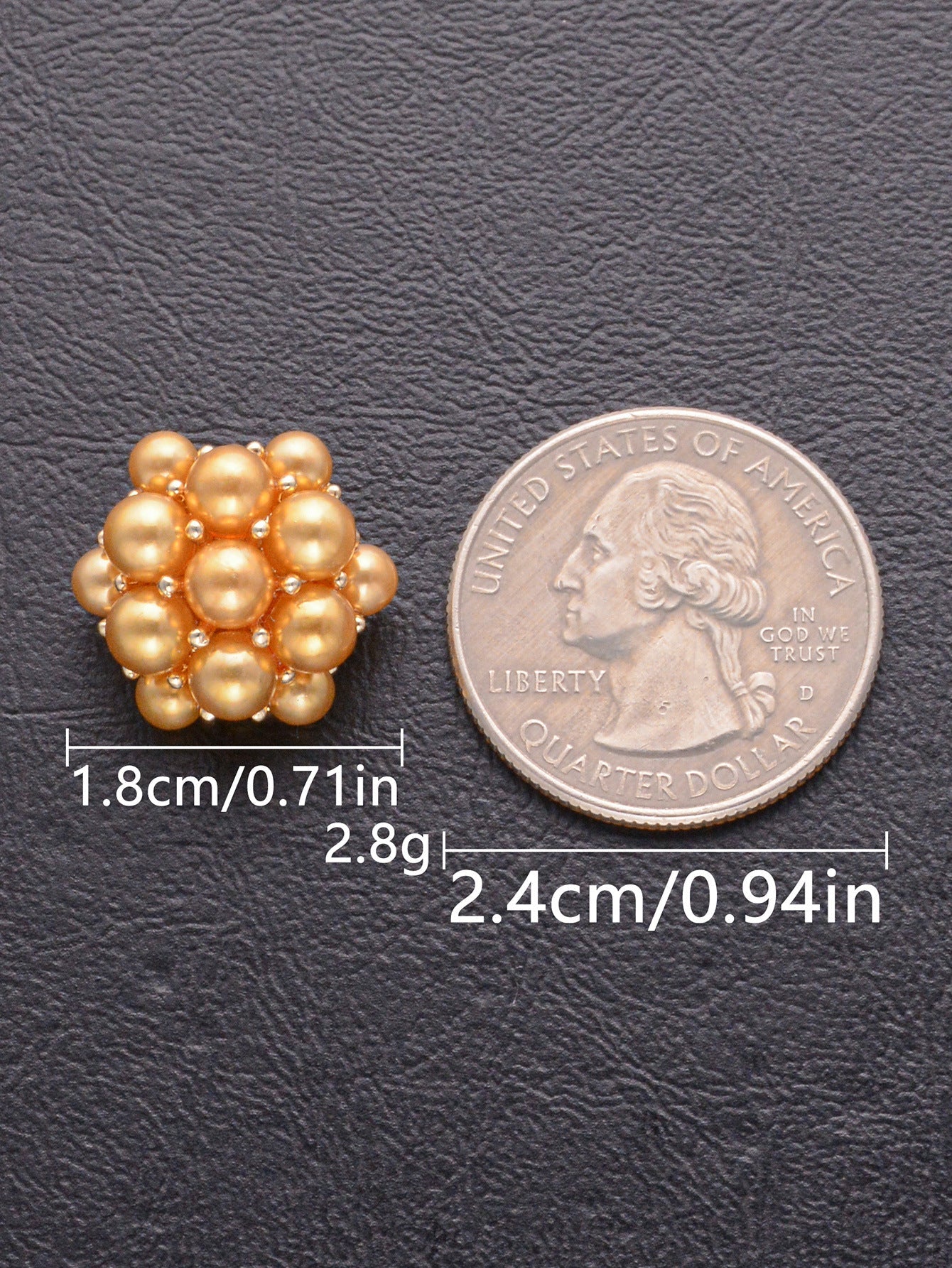 Blumige Zierknöpfe mit 3D Perlen, goldfarben, ca. 1.8 cm