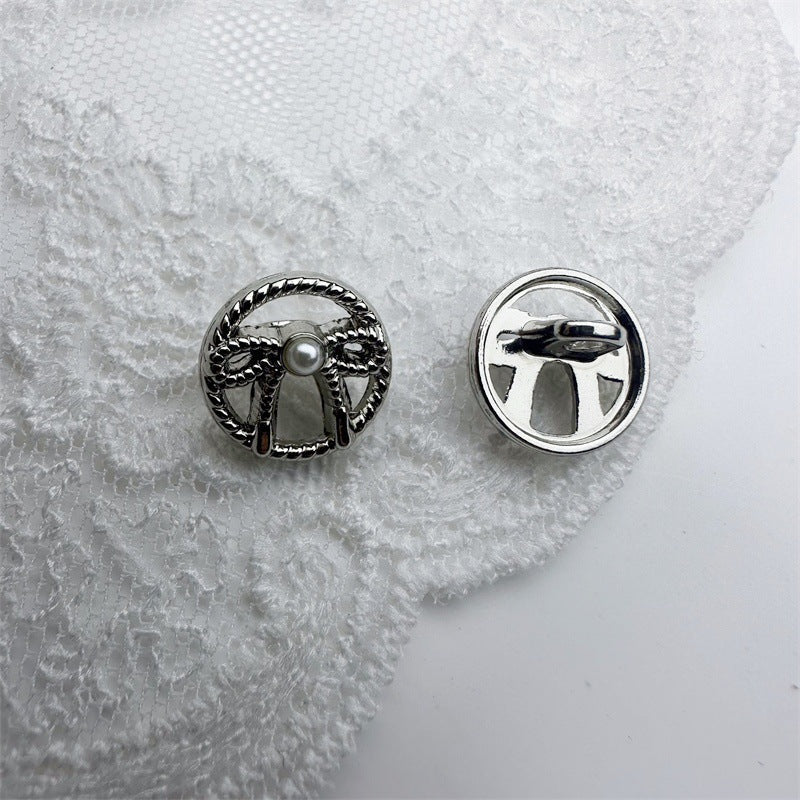 Gold French vintage hollow bow shirt button with faux pearl center, 11.5mm