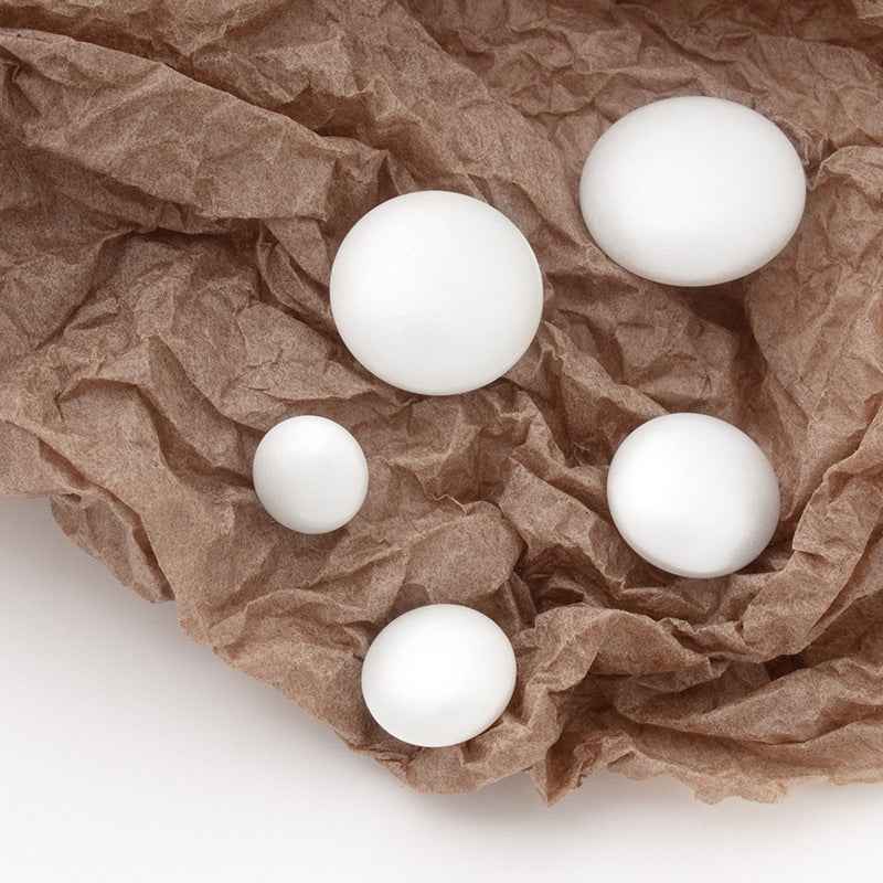 Round white pearl buttons with metal shank, assorted sizes (30 pcs)