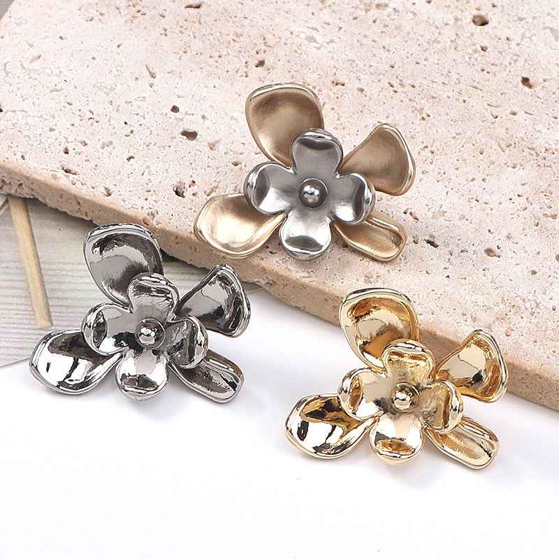Floral metal shank buttons set—silver, gold, and bronze flower designs