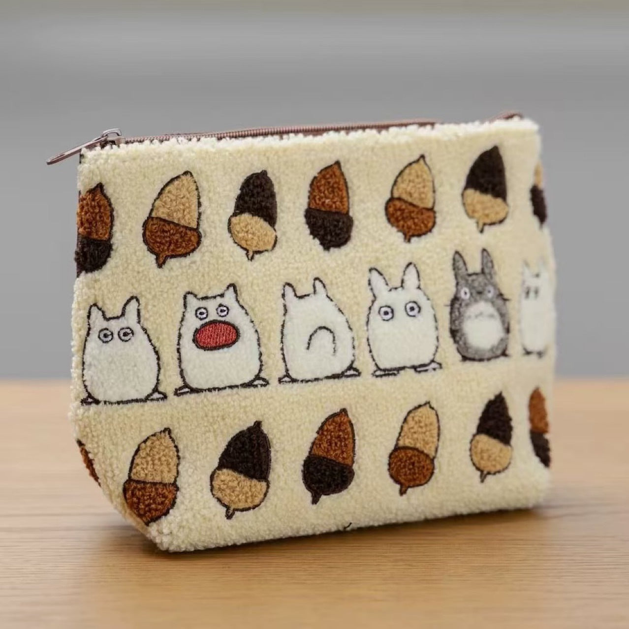 Cute Totoro Embroidered Coin Purse Small Item Storage Bag Makeup Pouch Beige