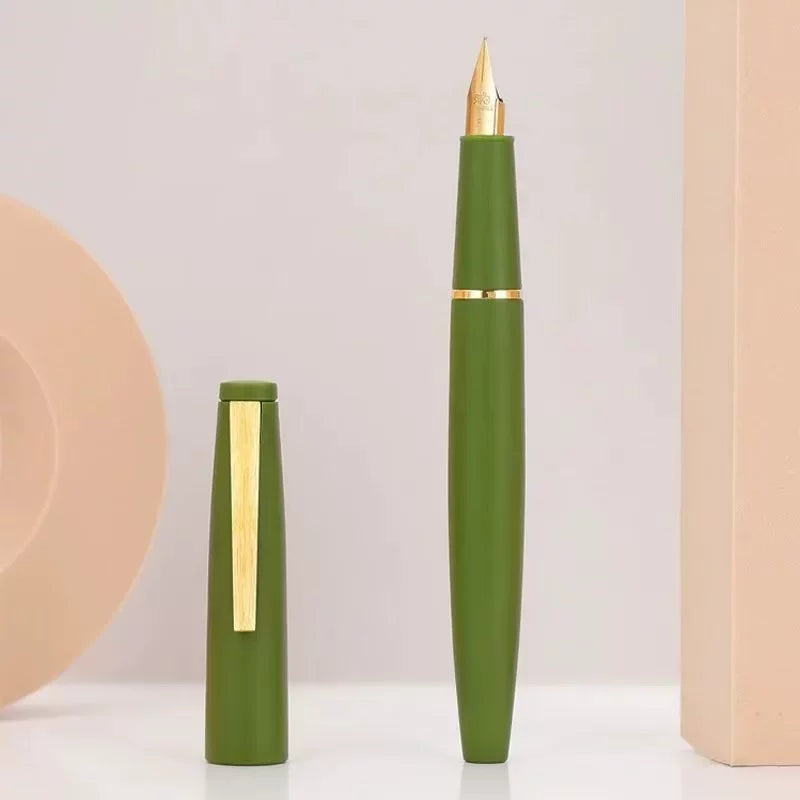 Jinhao 80 Fountain Pen – Lightweight Fiber Body, Smooth Nib for Students, Calligraphy & Extended Writing Gold Green