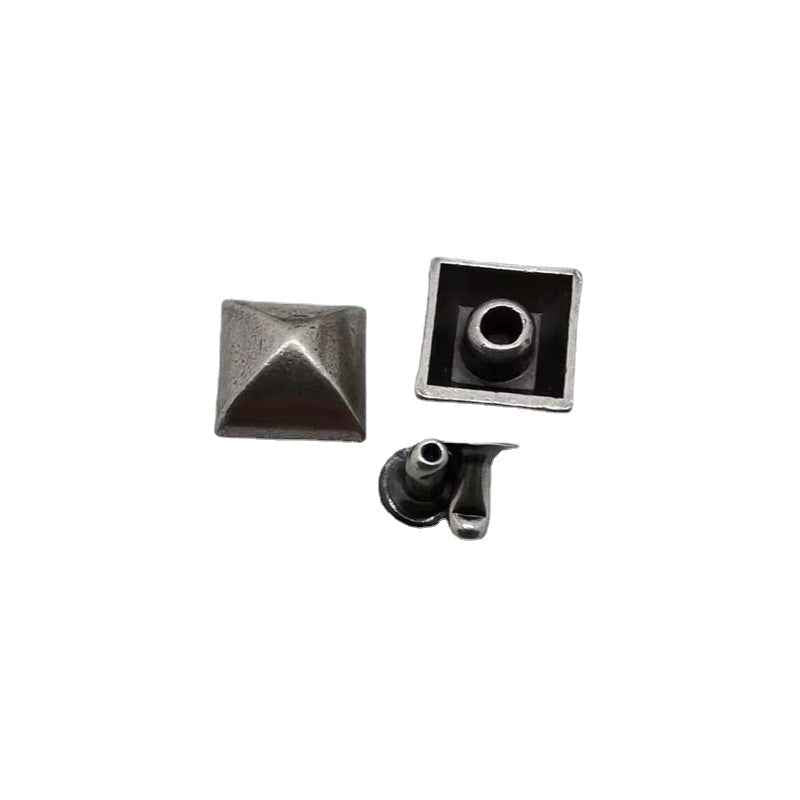 Silver pyramid stud rivets, square studs with central peak (front), 30-pack