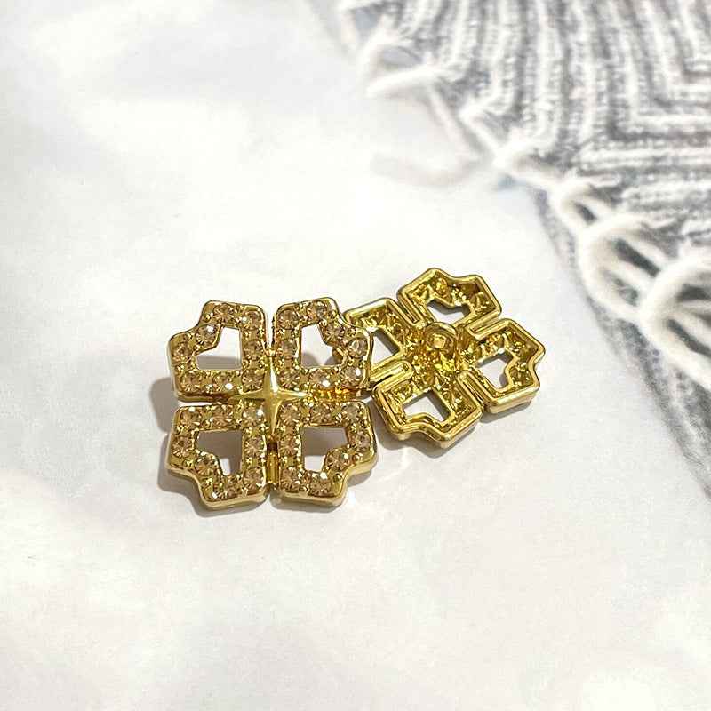 Four-Leaf Clover crystal metal shank buttons, silver tone, 4-piece cluster
