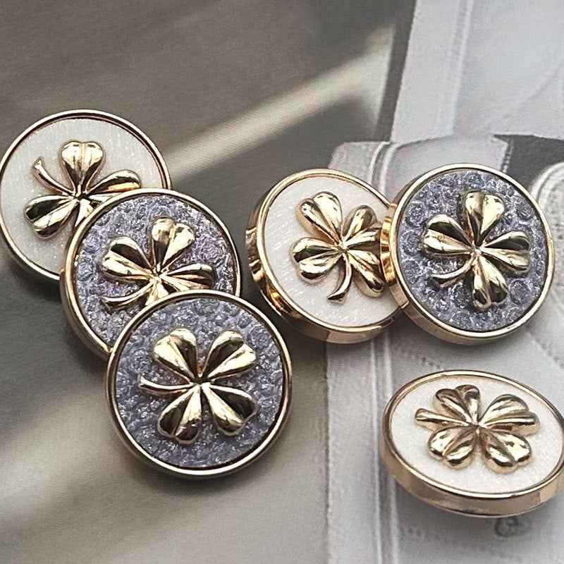 Two-Tone Clover Metal Shank Buttons, lila & gold, 12er Set, 28/32/36L