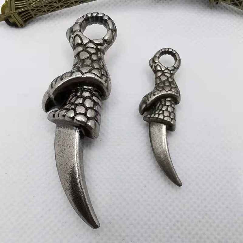 Gothic Krallen-Anhänger im Vintage-Look, 4 Stück in Silber und Bronze