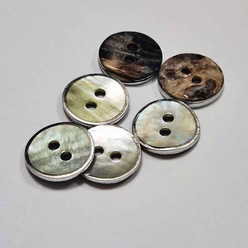 Round mother-of-pearl shell buttons with gold/silver edge, two-hole, 100-pack set