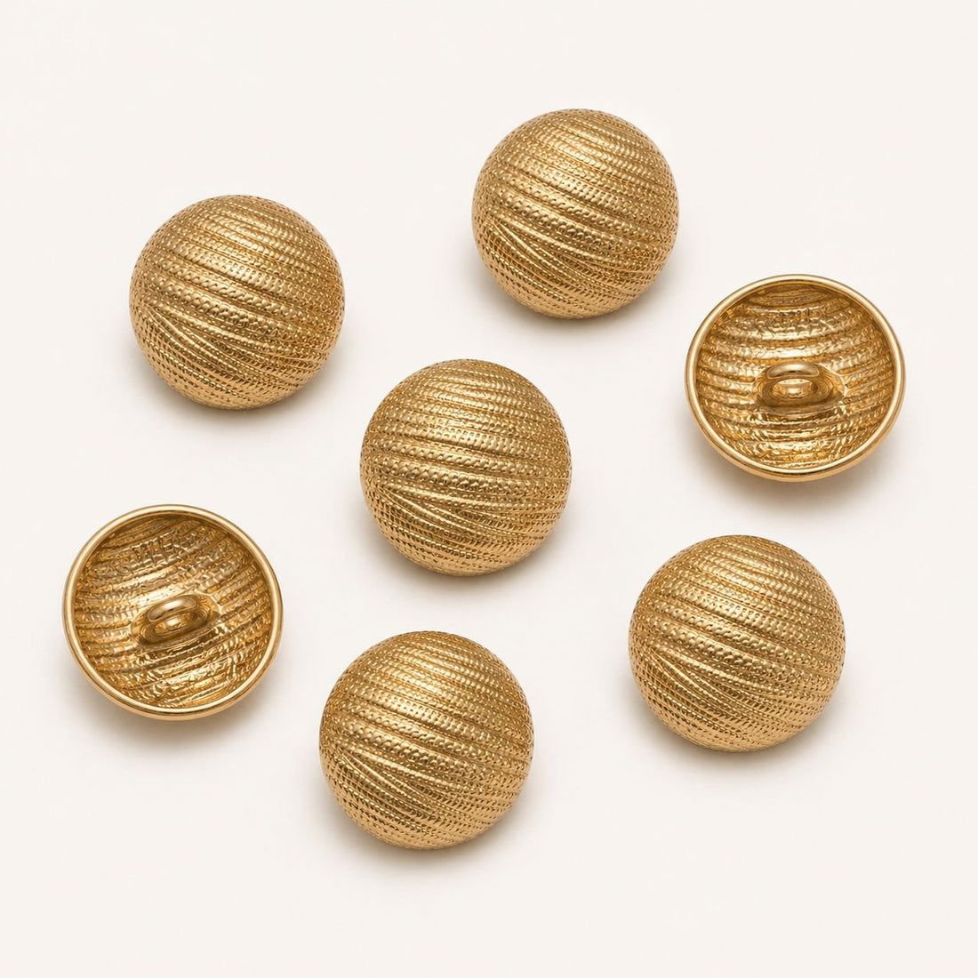 Gold mesh round button set with shank backs, metallic woven finish