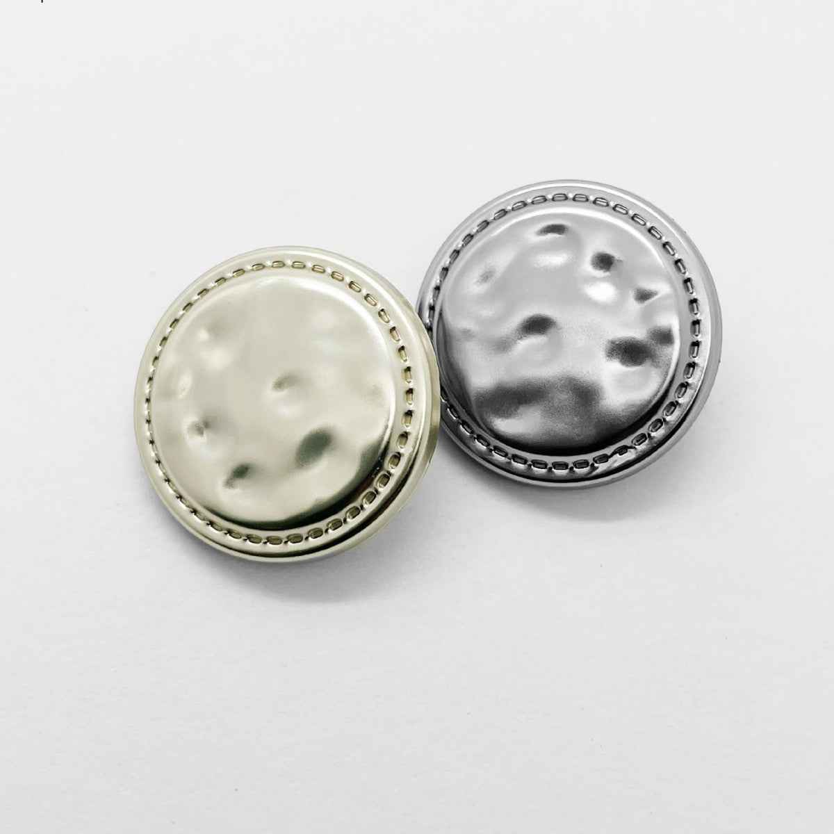 Antique gold/silver metal press studs with decorative snap edges