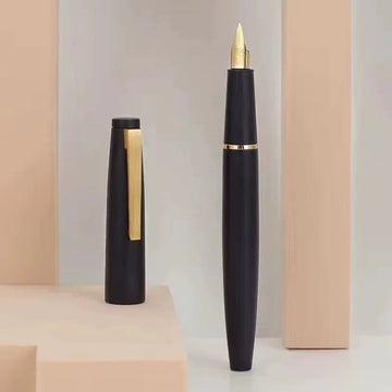 Jinhao 80 Fountain Pen – Lightweight Fiber Body, Smooth Nib for Students, Calligraphy & Extended Writing Gold Black