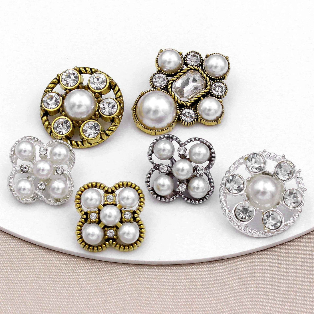 Baroque pearl & rhinestone buttons set: gold and silver round designs with sparkles