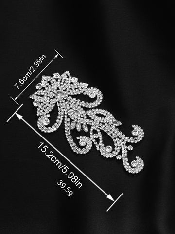Silver rhinestone floral lace trim chain appliqué with teardrop loops and scalloped edges