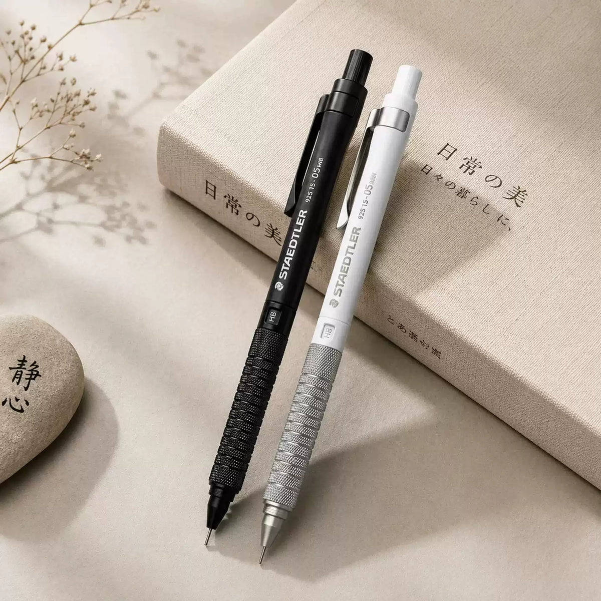 STAEDTLER 925 15 Low-Centre-of-Gravity Mechanical Pencil for Writing & Drawing