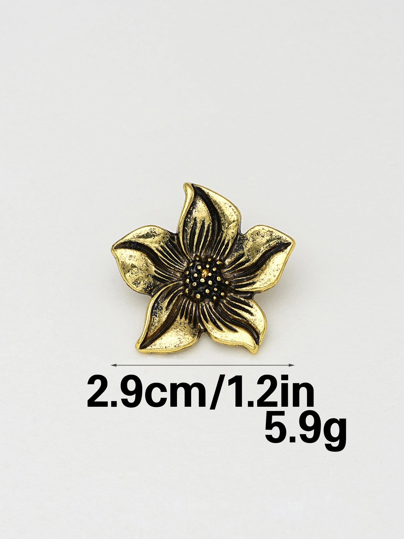 Large floral shank buttons, gold tone; 2.9cm, 5.99g, four-hole black center
