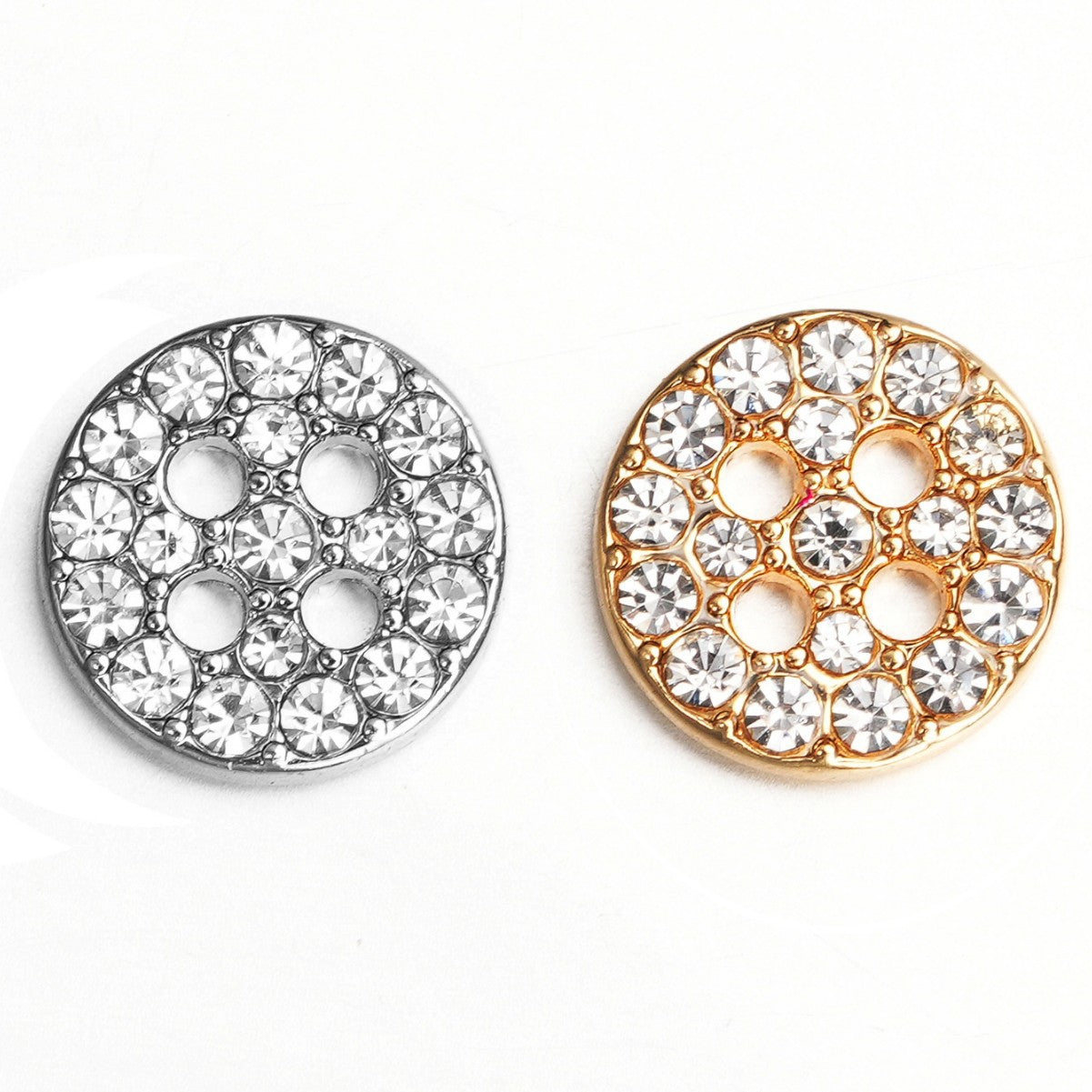Silver round rhinestone 4-hole metal shirt button with bright crystal pattern