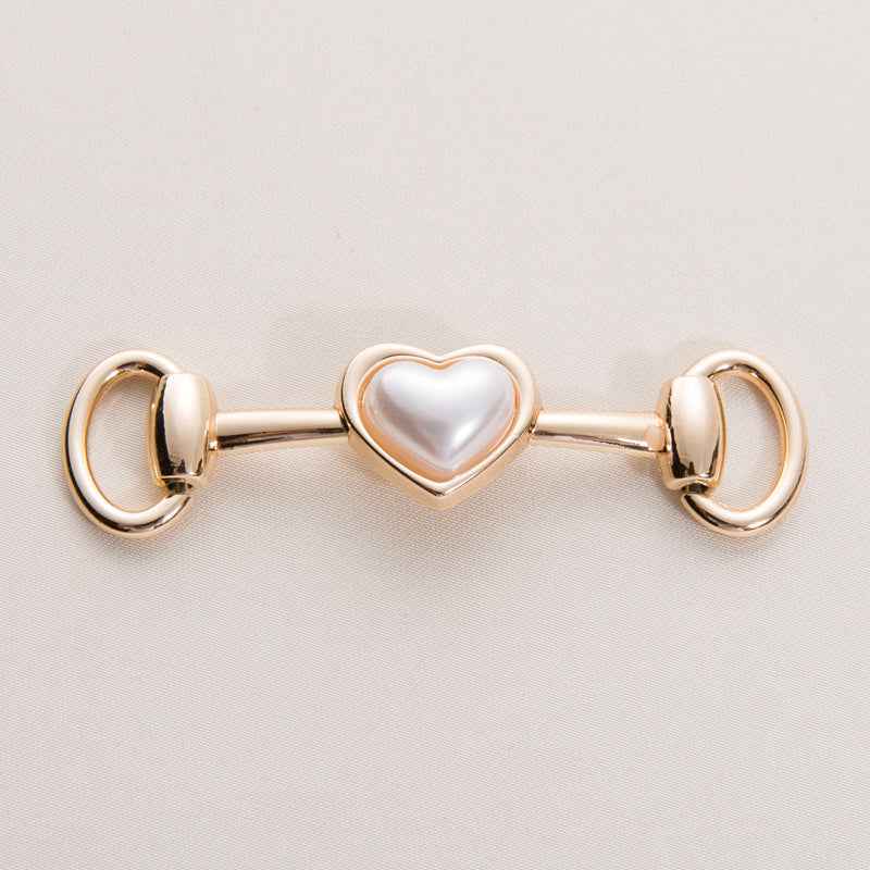 Herzförmige Metallketten-Buckle, 73 mm, goldfarbene Herzen mit Klammerösen