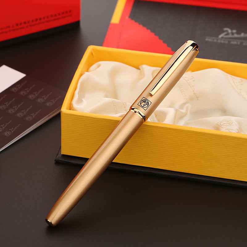 Picasso 916 Malage Fountain Pen Fine 0.5mm Nib Gold