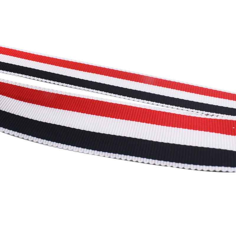 Tramo de cinta para sombrero a rayas rojo, blanco y azul, borde de hilo visible