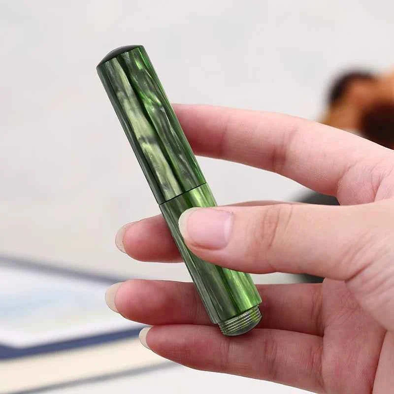 MAJOHN WANCAI Mini Pocket Resin Fountain Pen – 0.5mm Iridium Nib Seaweed Green