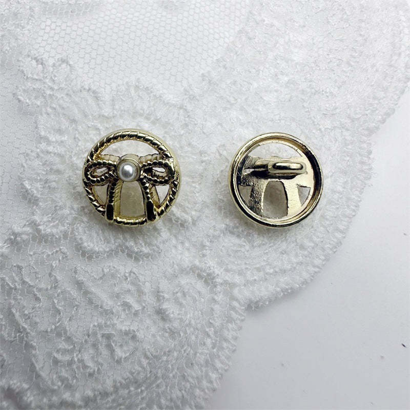 Gold French vintage hollow bow shirt button with faux pearl center, 11.5mm