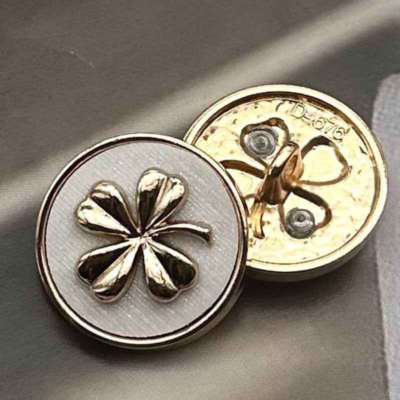 Clover Metal Shank Buttons, hell/weiß & silber-grau two-tone, 12pcs