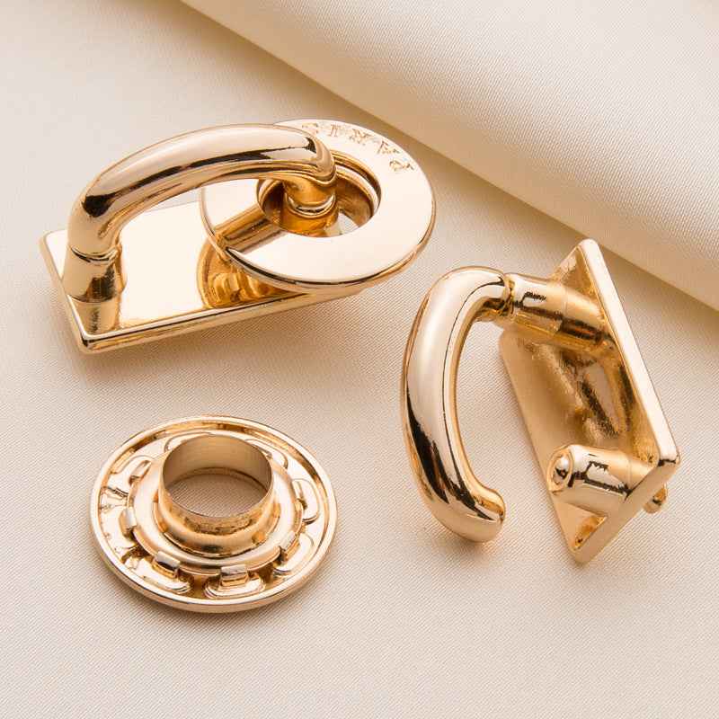 Gold 30mm metal buckle clasp fastener for luggage with oval loop and base plate