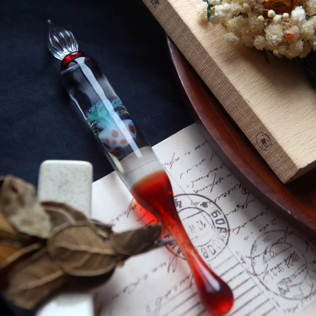 Burgundy Jellyfish Glass Dip Pen – Deep Wine Red Art Glass Nib Pen for Ink Swatching & Calligraphy