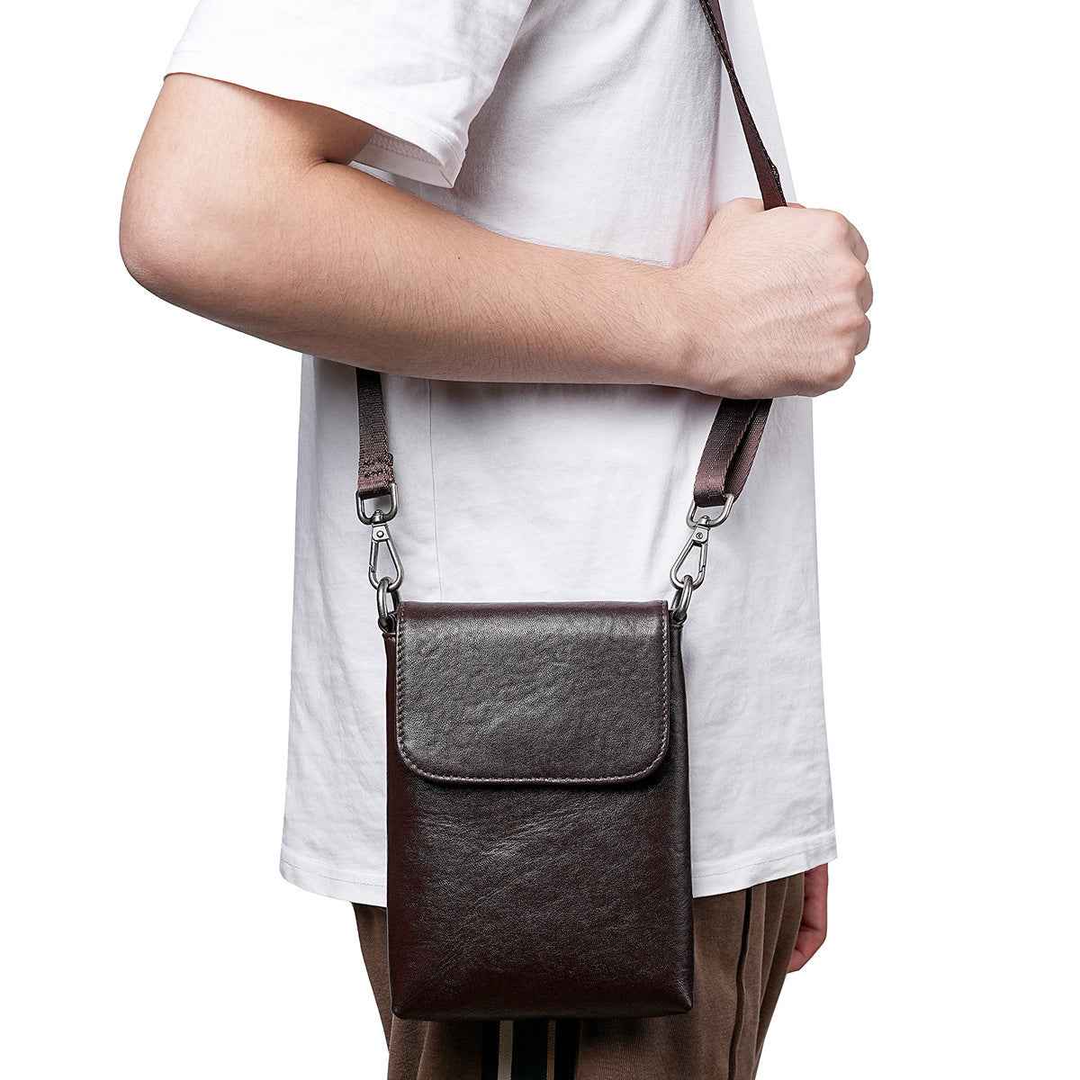 Leather Phone Crossbody Bag – Slim Flip-Cover Pouch for Men & Women