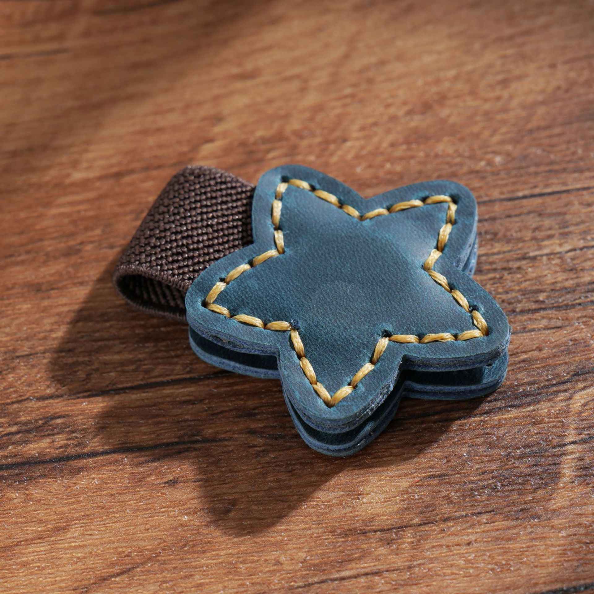 2pcs Star Magnetic Leather Bookmarks Clips Blue