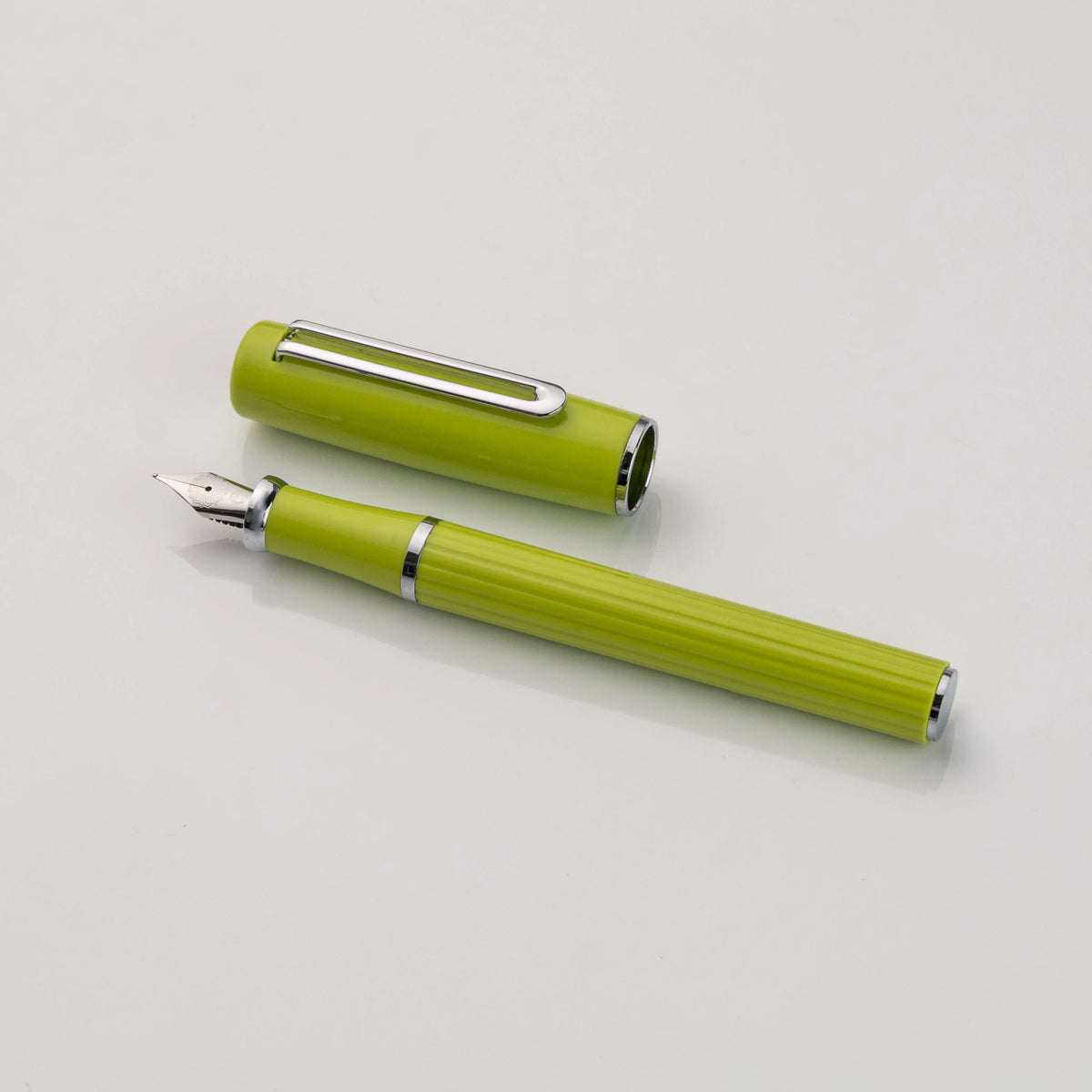 Tang Yue E5 Inspiration Fountain Pen – Magnetic Cap | Converter & 2.6mm Cartridge Compatible | Chinese Artisan Pen All Green