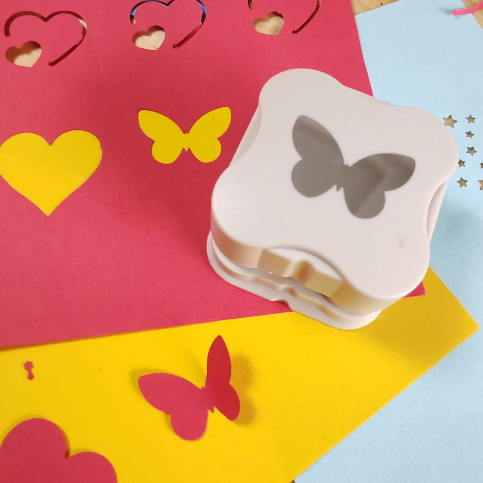 Decorative Edge Punch & Scrapbooking Stencil Cutter for Paper Crafting Butterfly