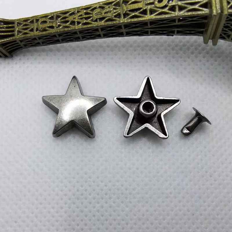 Stern-Studs silbern: flacher Stern vorn, anderer Stern mit Loch, inkl. Stift