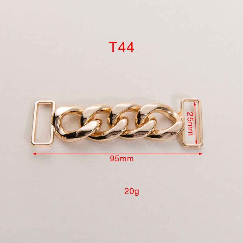 Decorative chain buckle, gold tone; 95mm wide with link chain and rectangular prongs