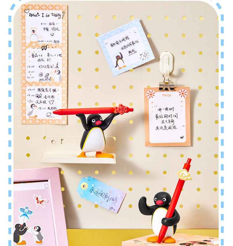 Pingu Penguin Pen Holder with 1 Gel Pen