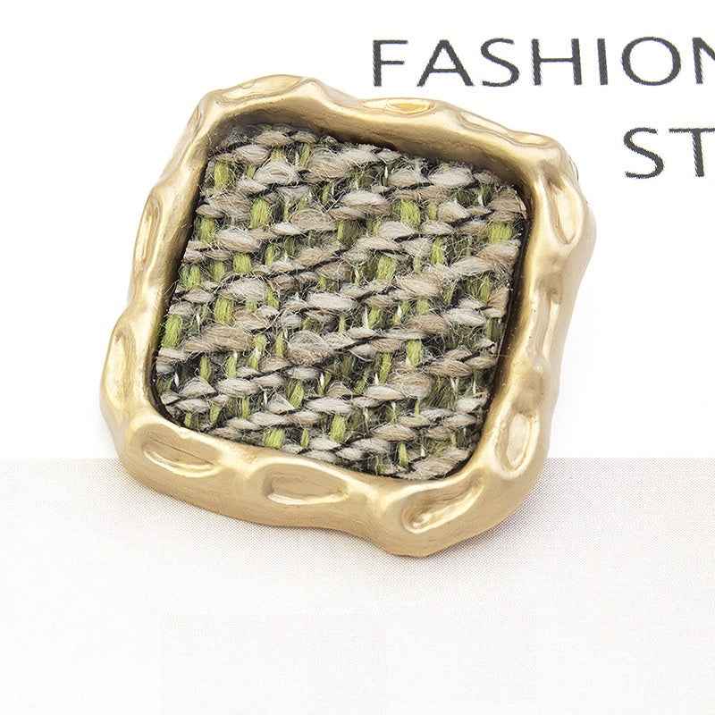21/25mm square fabric-covered metal button, green woven texture
