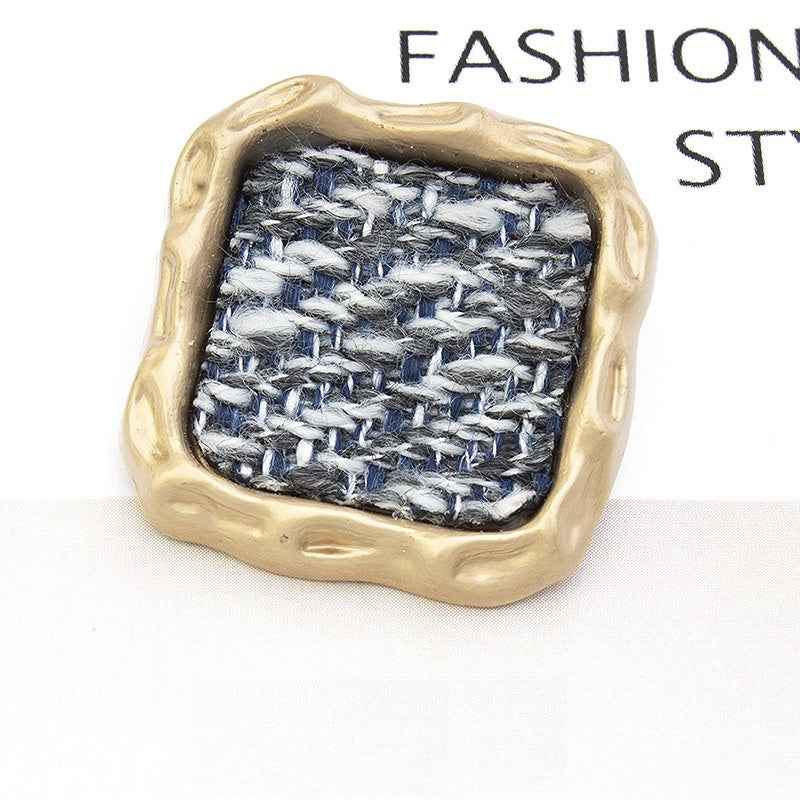 21/25mm square fabric-covered metal button, green woven texture