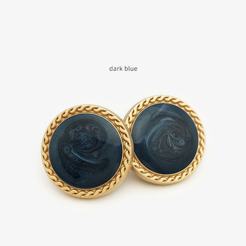 Botones de abrigo redondos de resina azul oscuro con borde dorado y patrón texturizado (2)